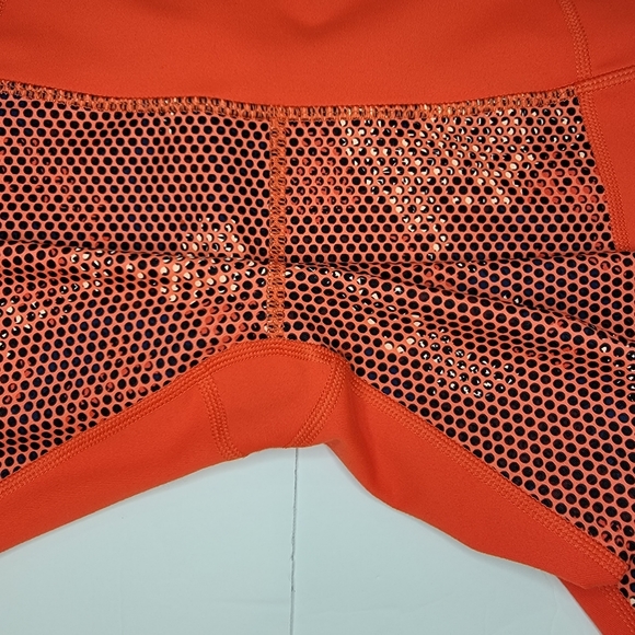 Under Armour HeatGear Hyper Orange Capri Leggings Style 1320551 Size Medium - Picture 7 of 12